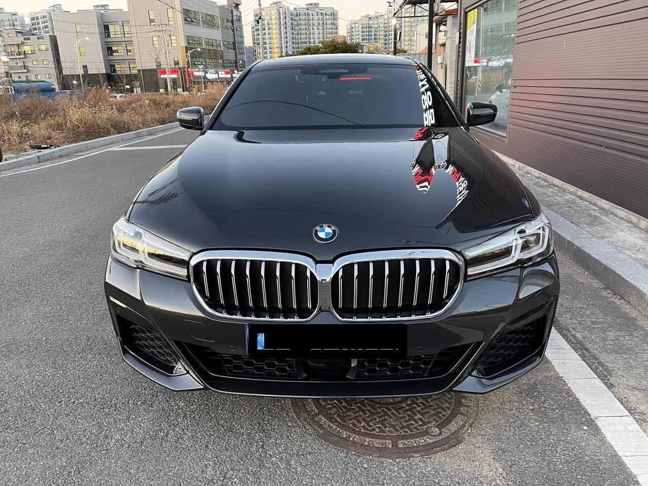 BMW 5시리즈 530i xDrive M 스포츠 패키지 게시글 썸네일