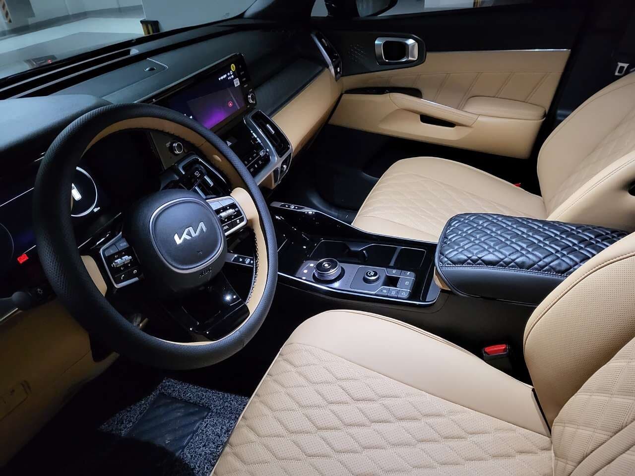 기아 쏘렌토 하이브리드 노블레스 6인승 2WD 게시글 썸네일