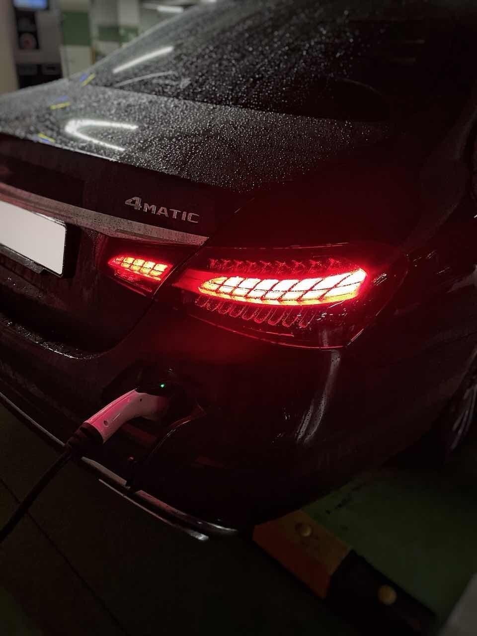 벤츠 E-클래스 E 300e 4MATIC 익스클루시브 게시글 썸네일