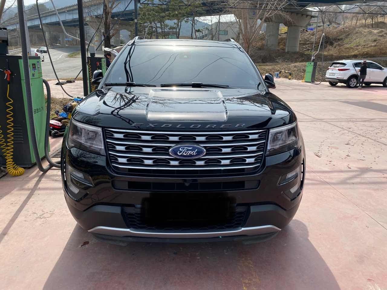 포드 익스플로러 2.3 AWD 리미티드 게시글 썸네일