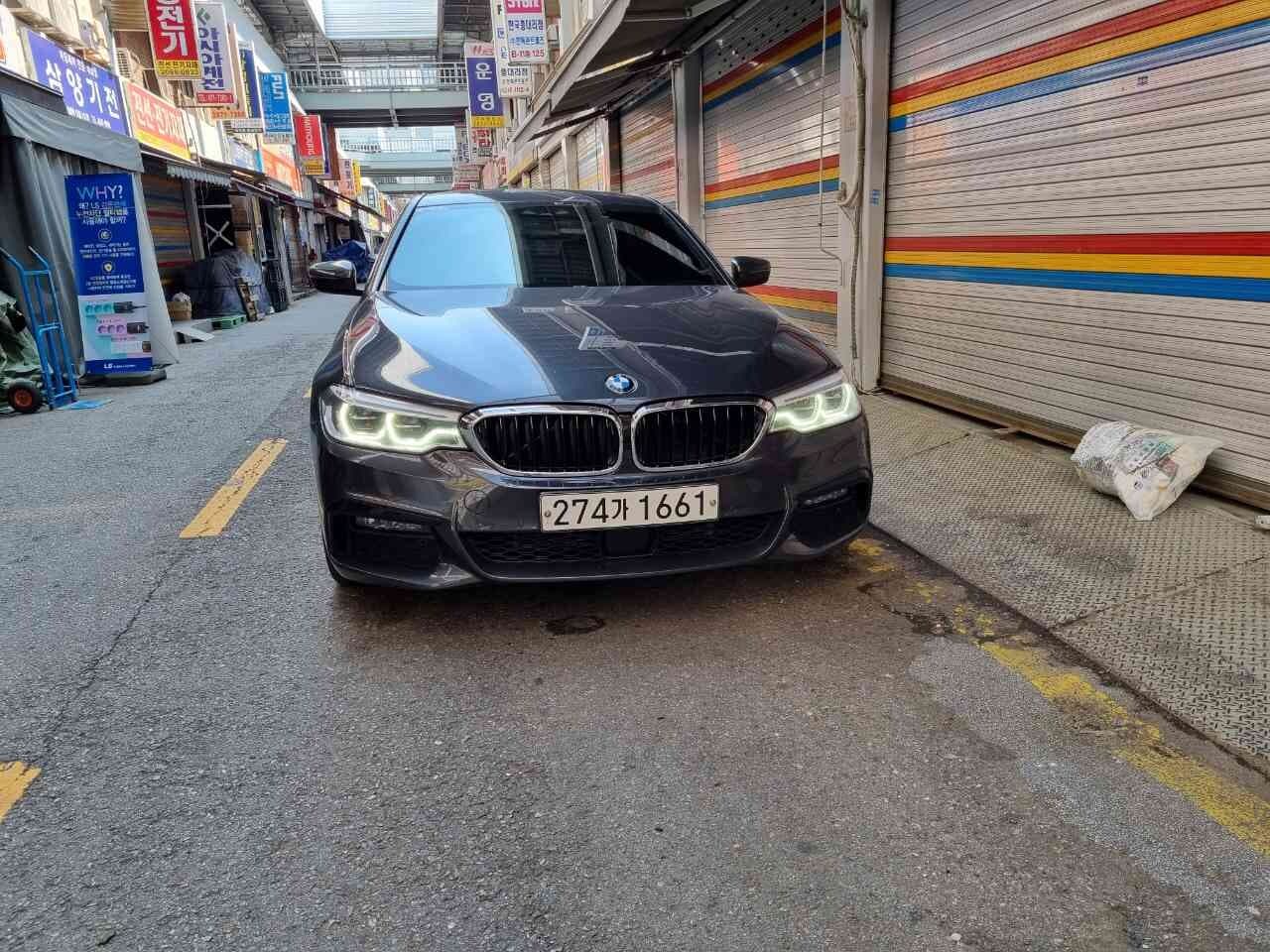 BMW 5시리즈 530e M 스포츠 패키지 게시글 썸네일