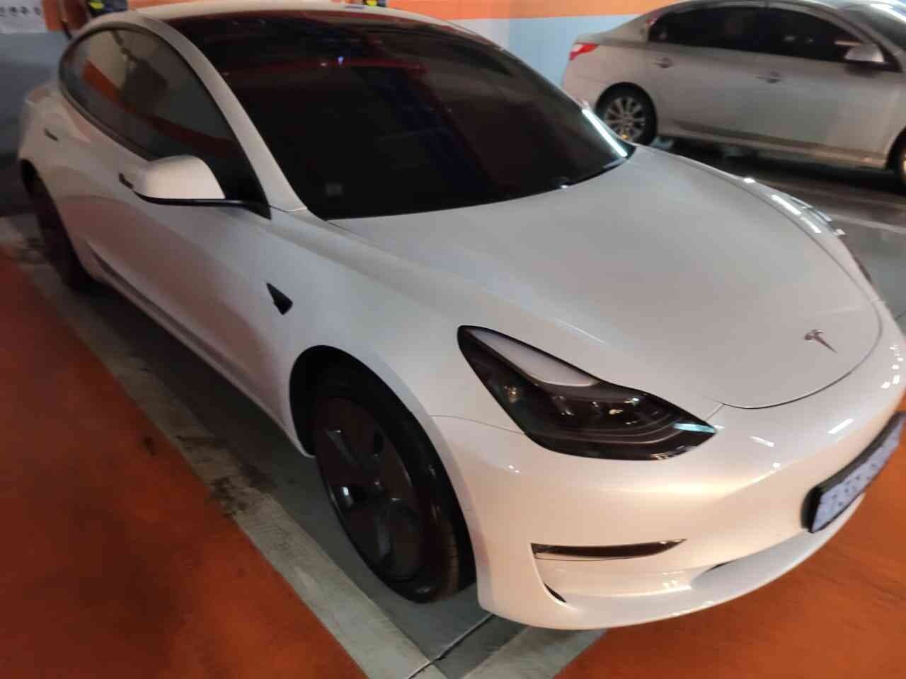 테슬라 모델 3 롱레인지 게시글 썸네일