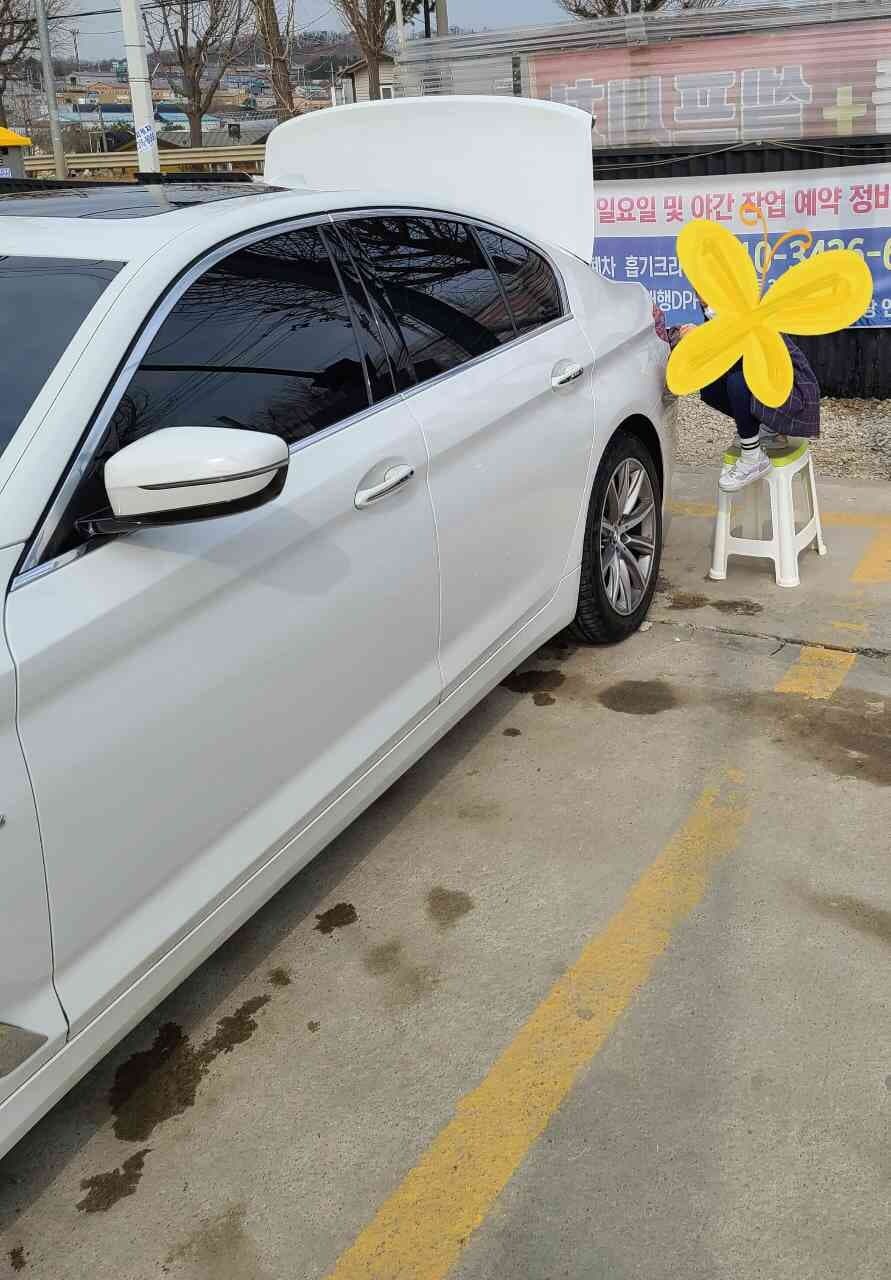 BMW 5시리즈 520i 럭셔리 게시글 썸네일