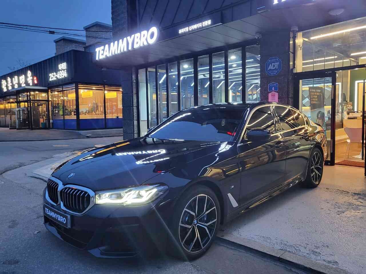 BMW 5시리즈 530i xDrive M 스포츠 패키지 P1 게시글 썸네일