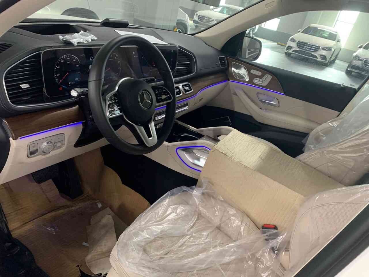 벤츠 GLE-클래스 GLE 450 4MATIC 게시글 썸네일