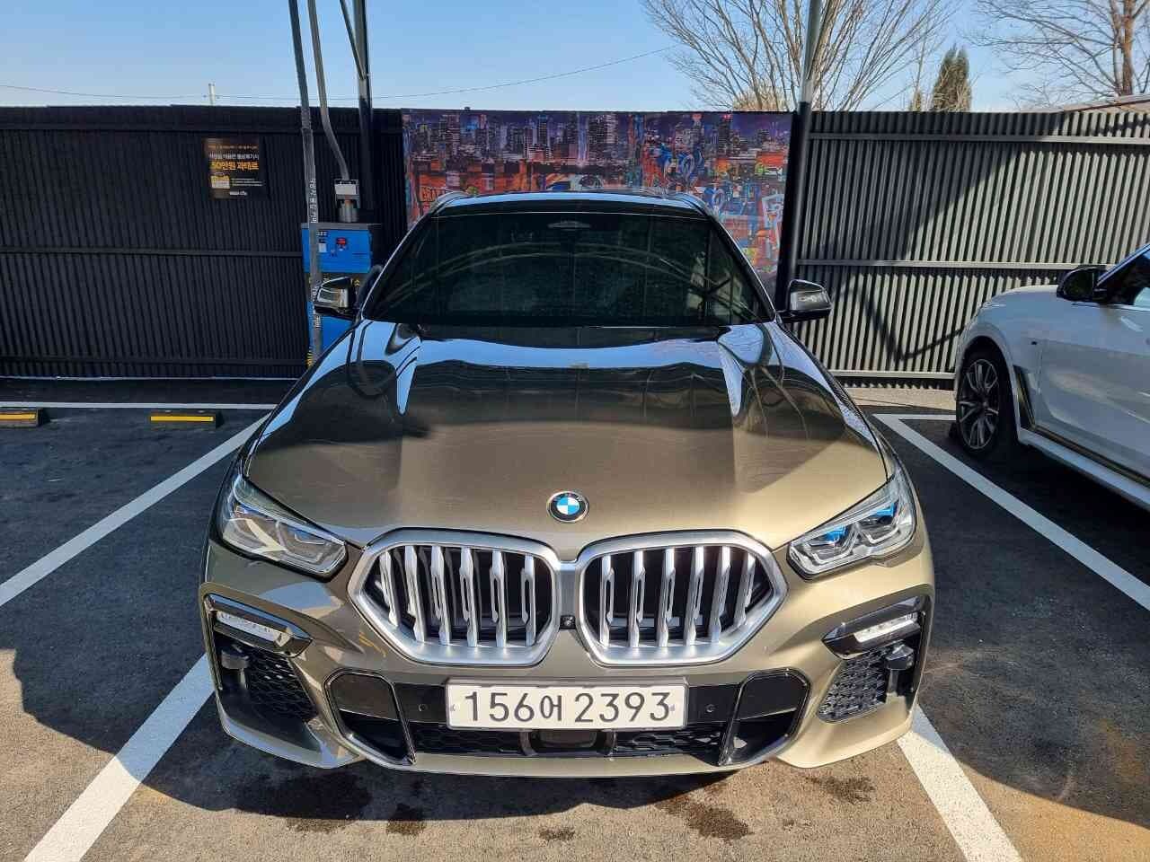 BMW X6 xDrive 40i M 스포츠 게시글 썸네일