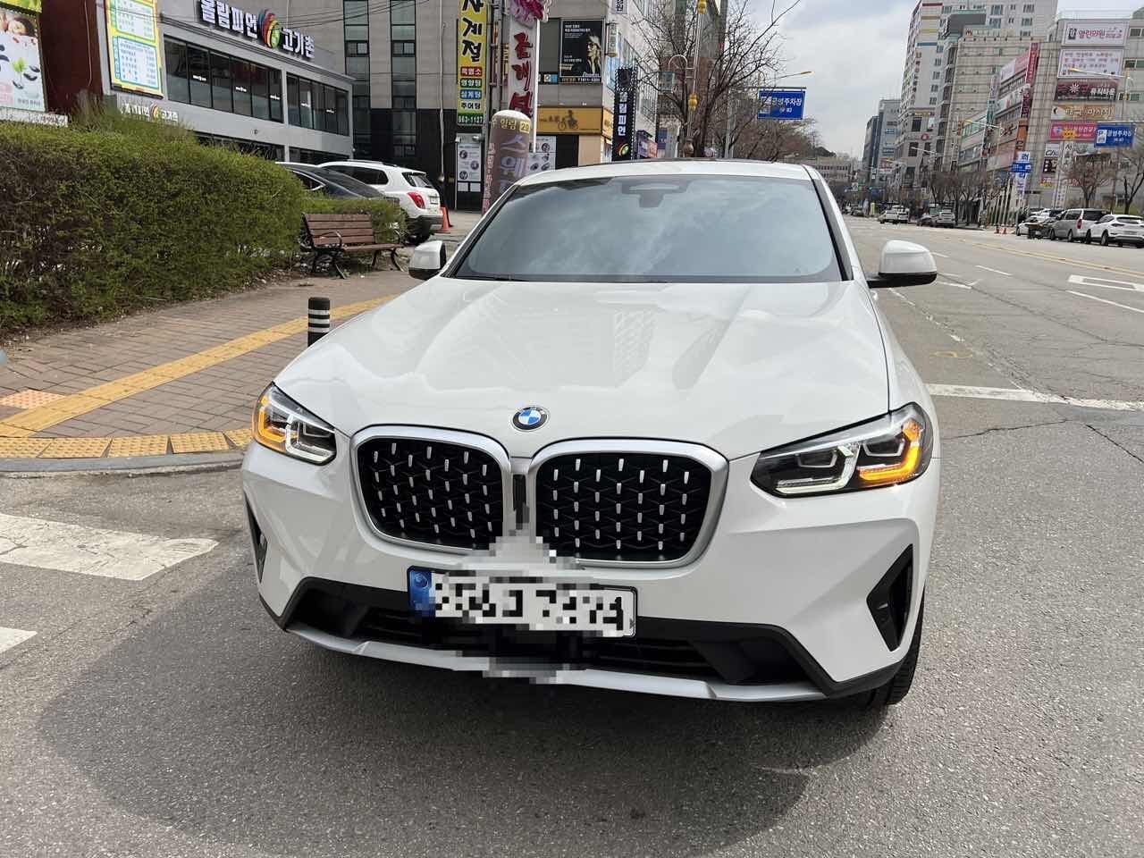 BMW X4 20i xDrive xLine P1-1 게시글 썸네일