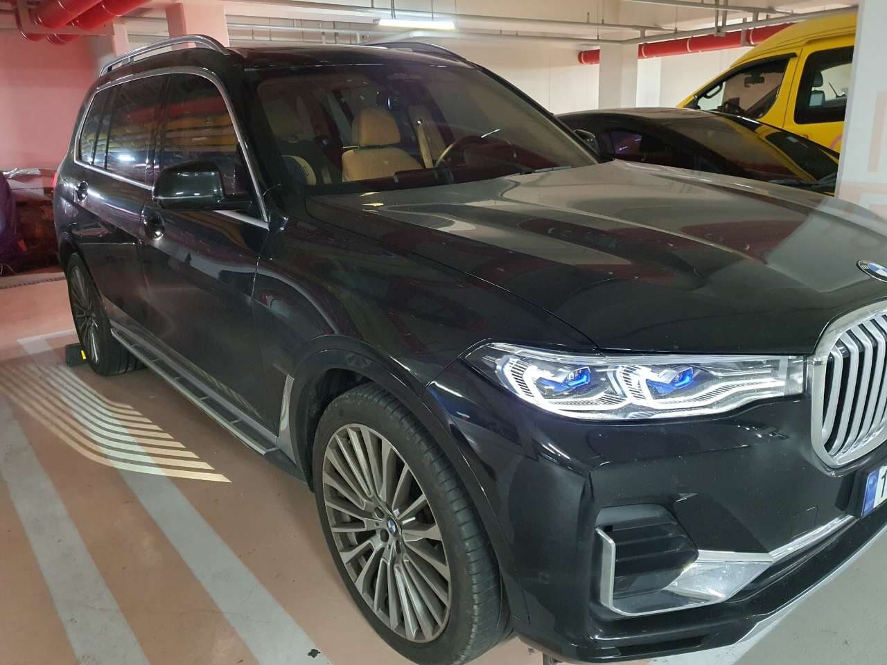 BMW X7 40i xDrive 디자인 퓨어 엑셀런스 7인승 게시글 썸네일