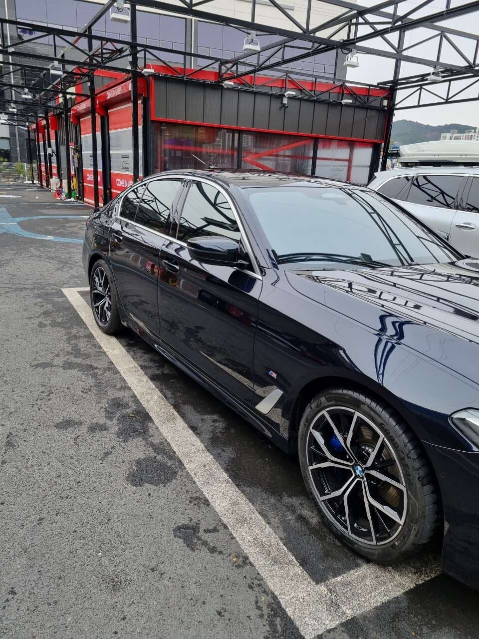 BMW 5시리즈 530i M 스포츠 패키지 게시글 썸네일