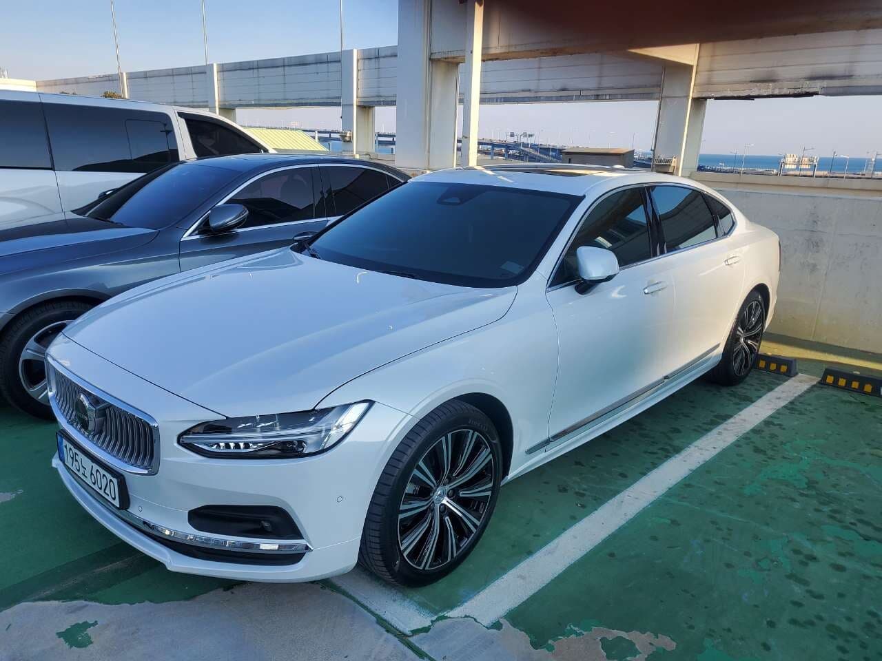 볼보 S90 B5 얼티메이트 브라이트 게시글 썸네일