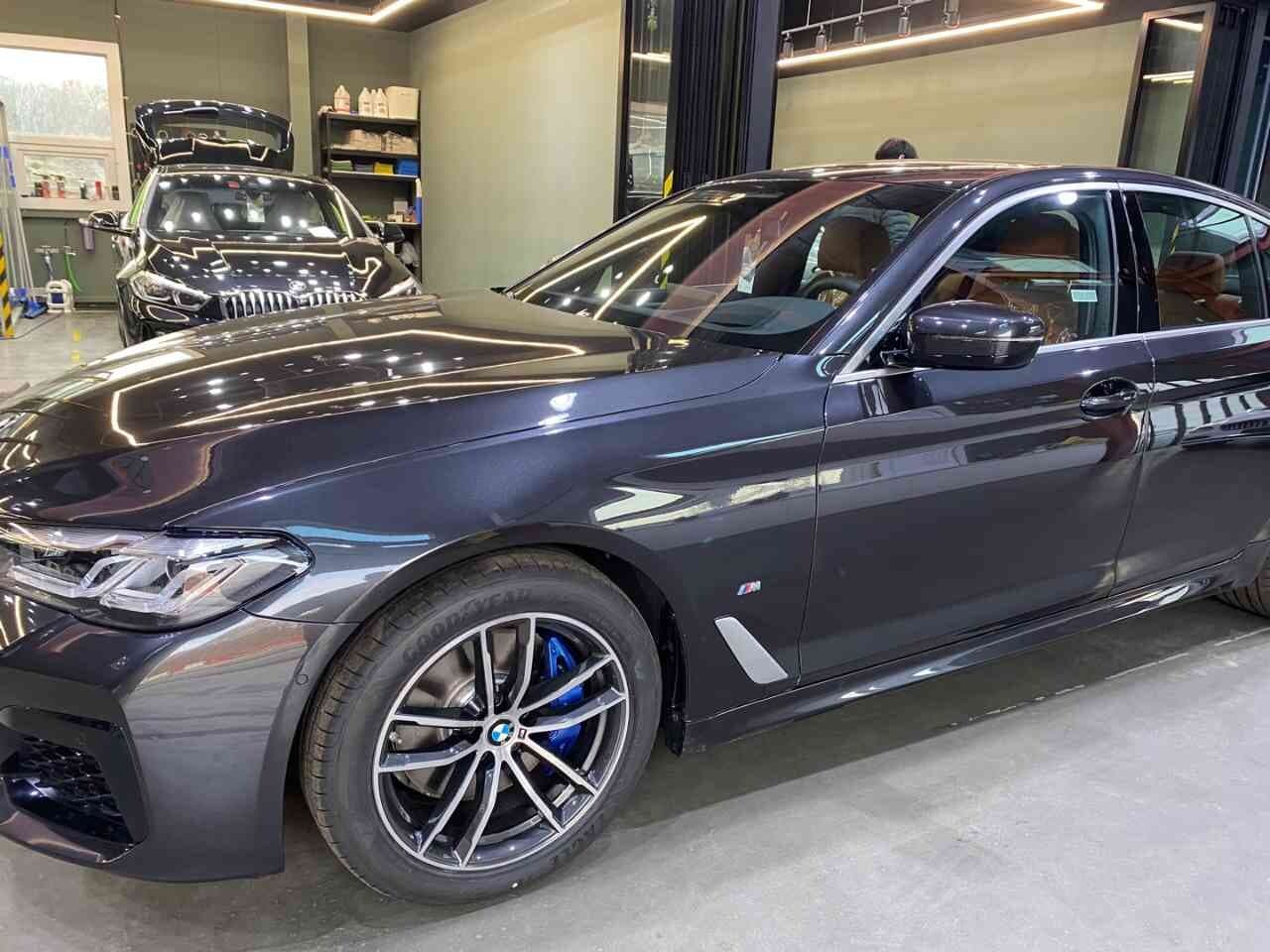 BMW 5시리즈 520i M 스포츠 패키지 P0-1 게시글 썸네일