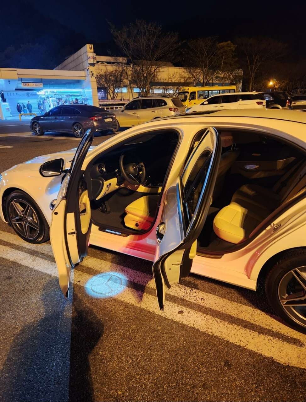 벤츠 E-클래스 E 250 AMG 라인 게시글 썸네일