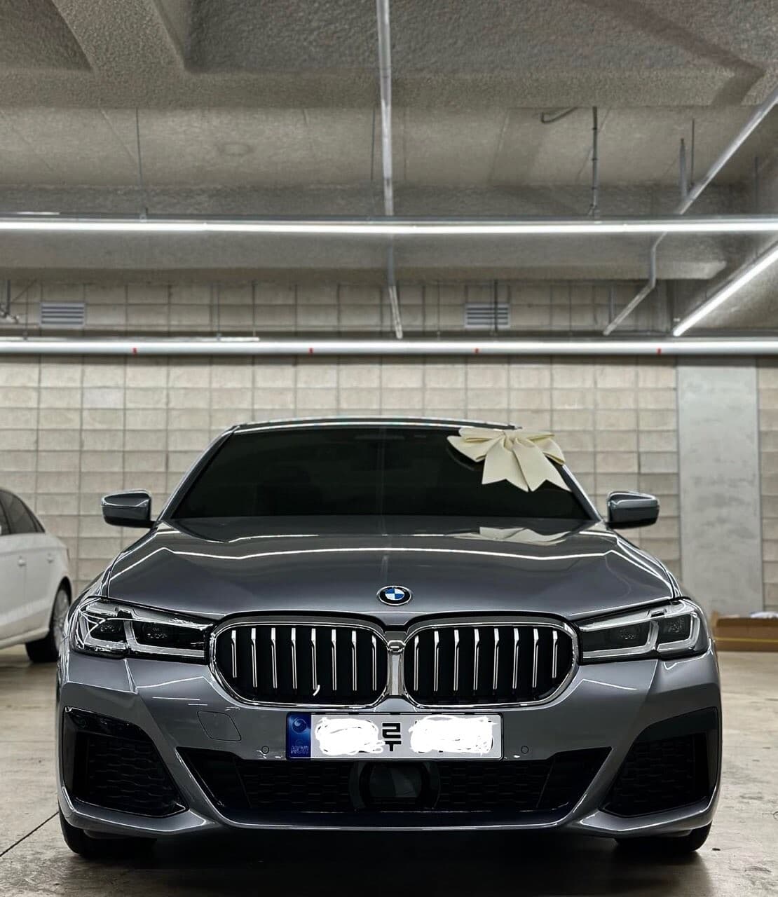 BMW 5시리즈 520i M 스포츠 패키지 게시글 썸네일