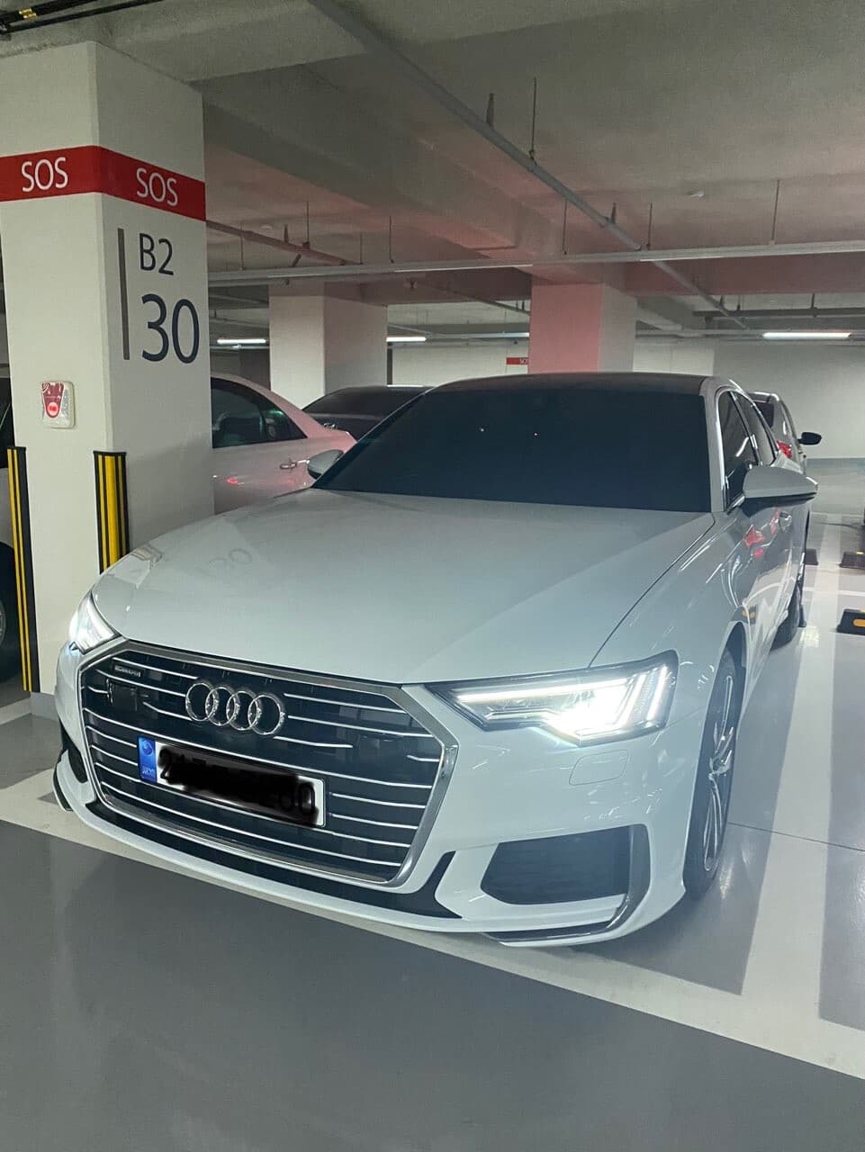 아우디 A6 45 TFSI 콰트로 프리미엄 게시글 썸네일