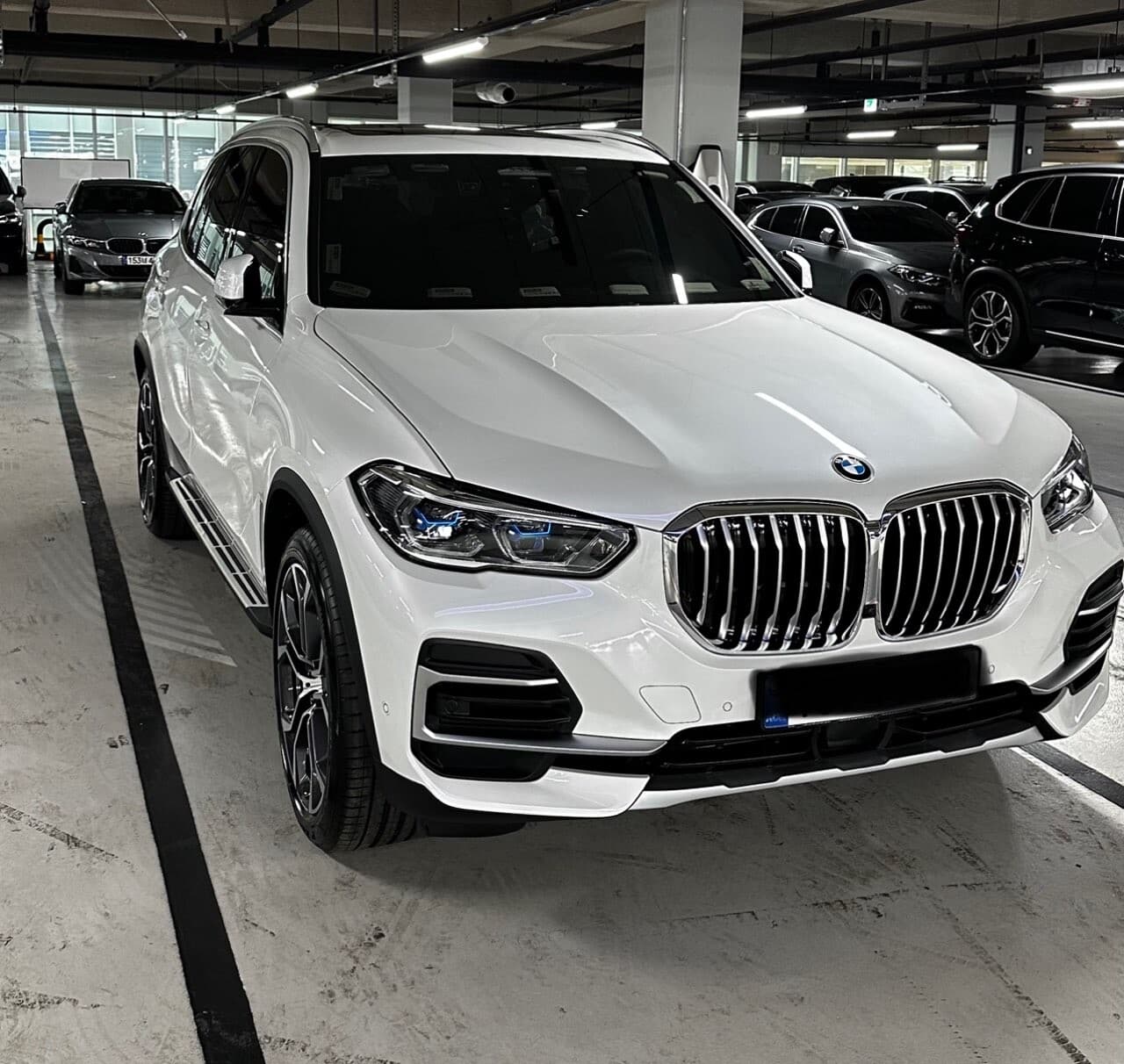 BMW X5 xDrive 40i xLine 7인승 P1 게시글 썸네일