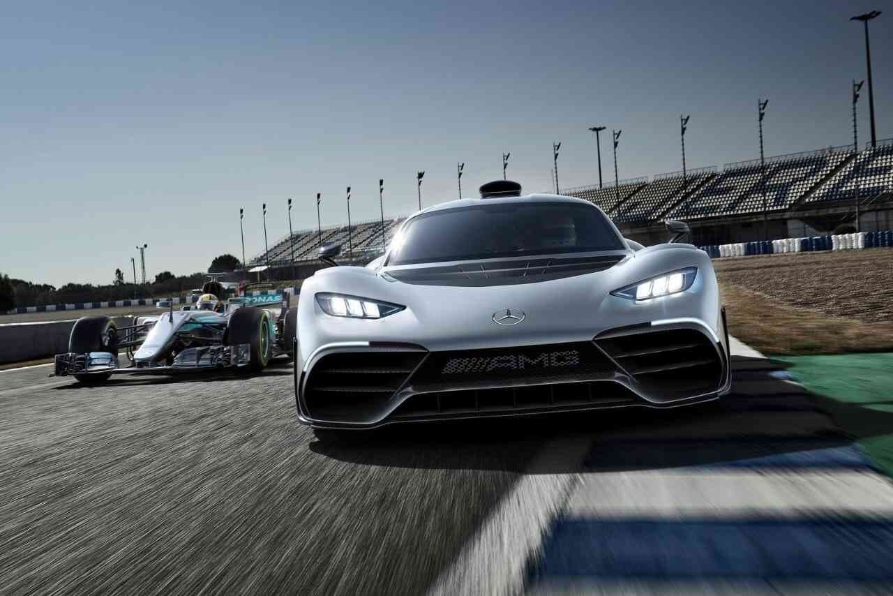 F1 엔진을 품은 하이퍼카, AMG 원이 곧 나옵니다! 게시글 썸네일