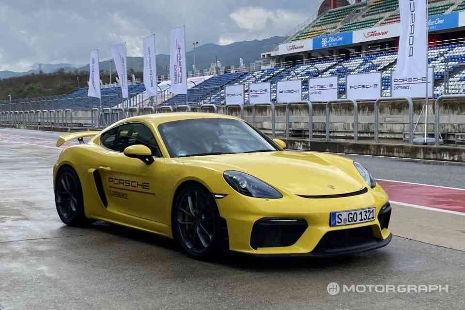 포르쉐 718 GT4가 드디어 한국에 출시됩니다!! 게시글 썸네일