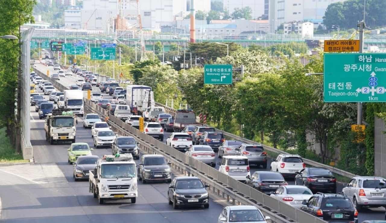 "서울 가는 길, 일요일 제일 막혀요" 게시글 썸네일