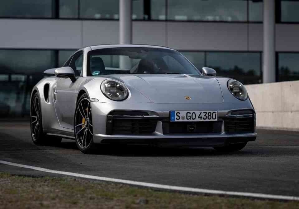 포르쉐가 상장했군요 ㄷㄷㄷ 게시글 썸네일