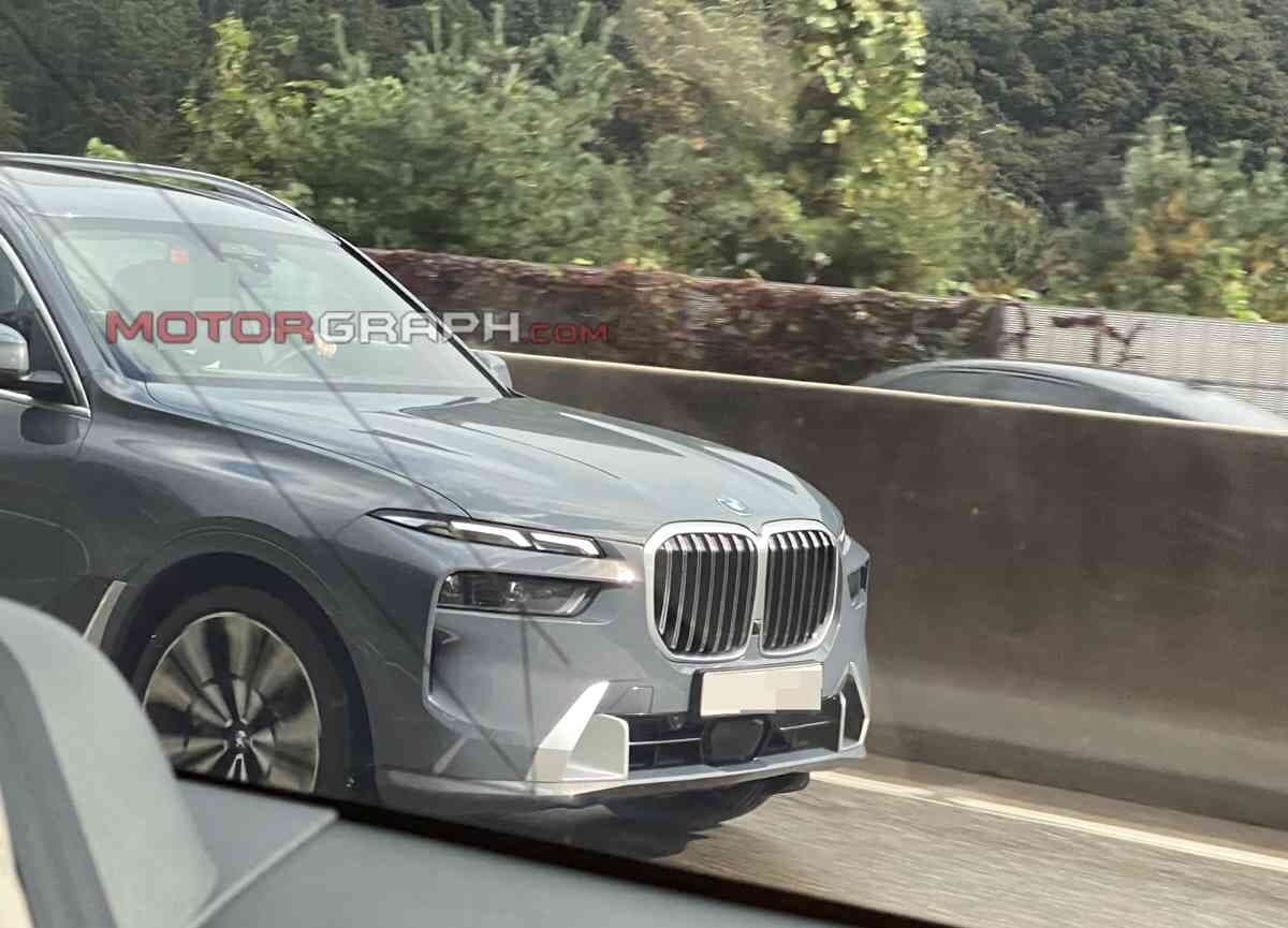 BMW X7 F/L이 모터그래프 카메라에 잡혔습니다 ! 게시글 썸네일