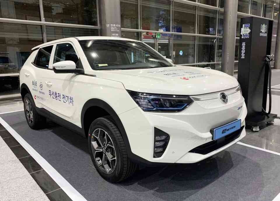 쌍용차, 달리면서 충전하는 전기차 개발중…무선충전이 미래다? 게시글 썸네일