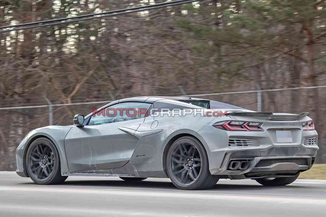 콜벳 하이브리드가 위장막을 벗었습니다. 게시글 썸네일