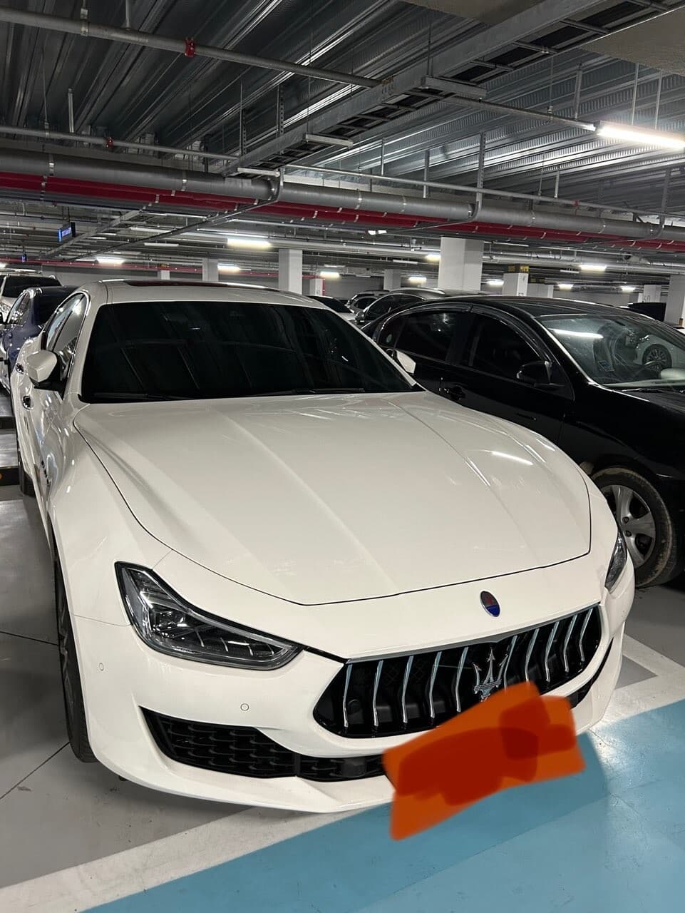 마세라티 기블리 하이브리드 게시글 썸네일