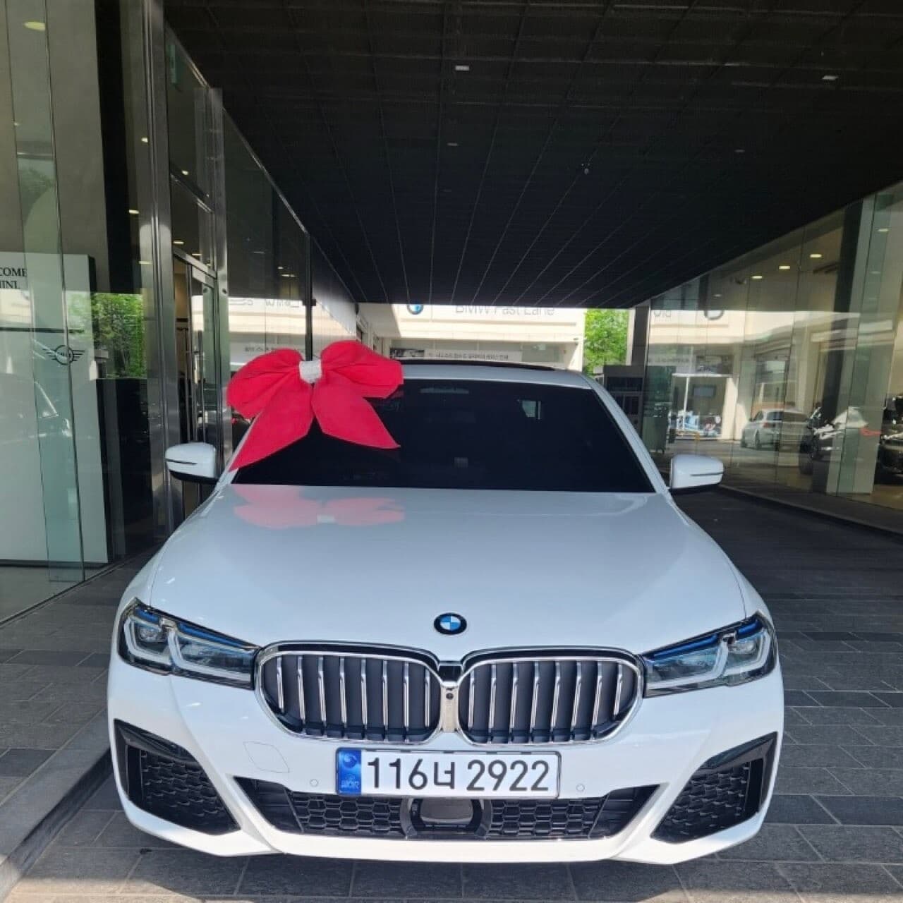 BMW 5시리즈 530i M 스포츠 패키지 P1-1 게시글 썸네일