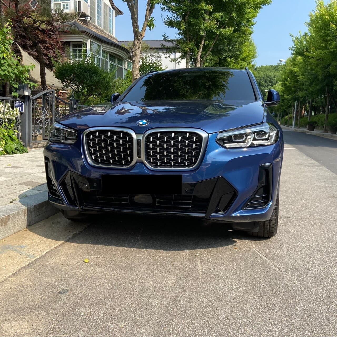 BMW X4 xDrive 20i M 스포츠 P1 게시글 썸네일