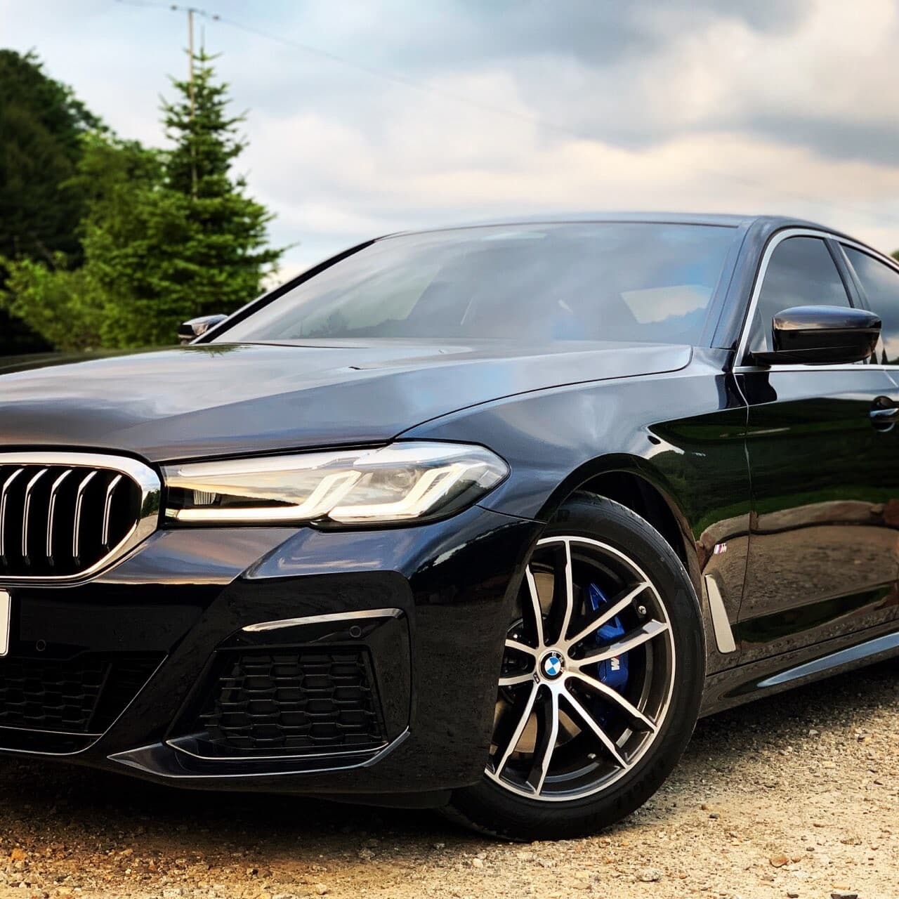 BMW 5시리즈 520i M 스포츠 패키지 P2 게시글 썸네일