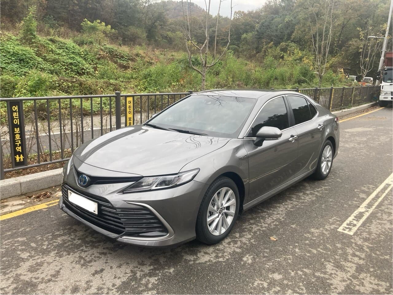 토요타 캠리 LE 하이브리드 게시글 썸네일