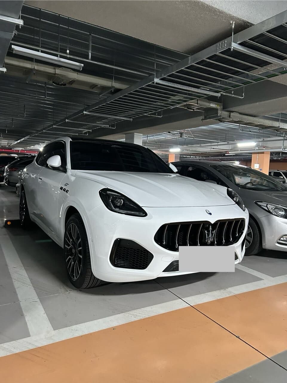 마세라티 그레칼레 게시글 썸네일