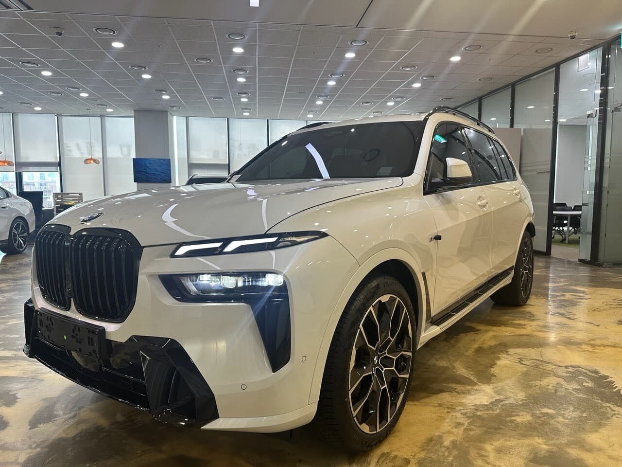 X7 출고 완료 게시글 썸네일