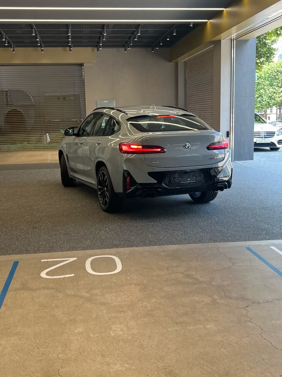 X4M40i 구매했습니다 게시글 썸네일