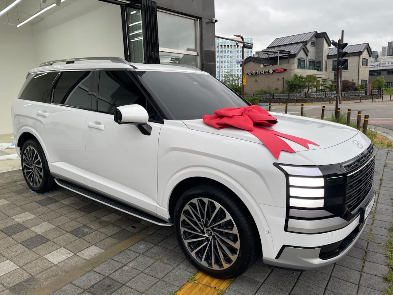 4월 후기 게시글 썸네일