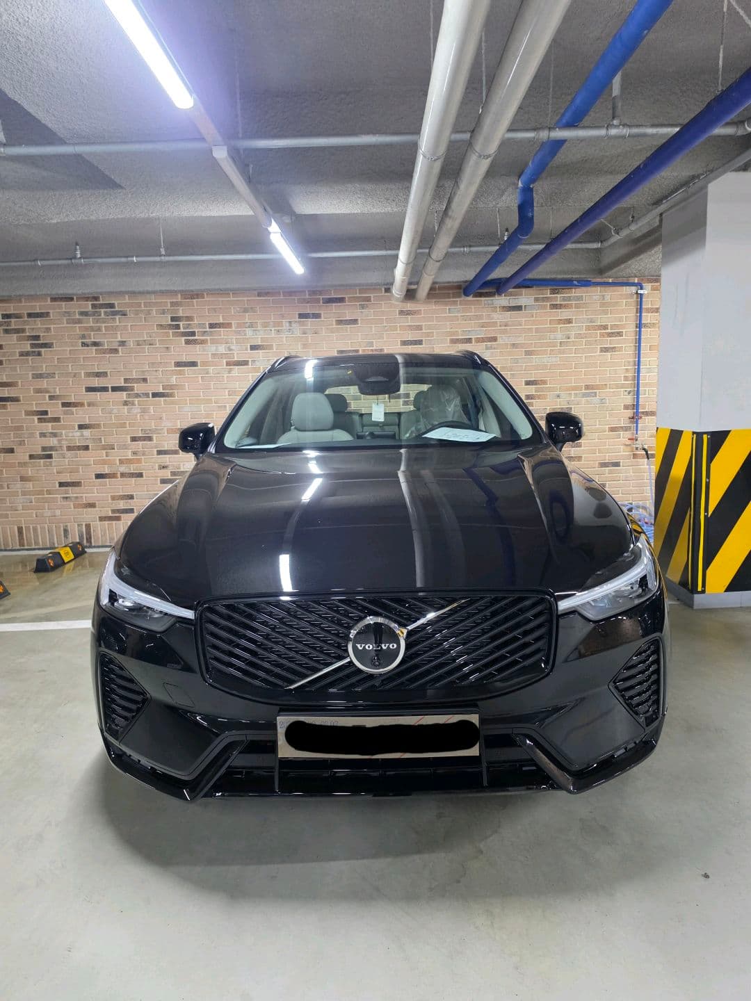 2026년형 XC60 B5 Ultra Dark/Onyx black 게시글 썸네일