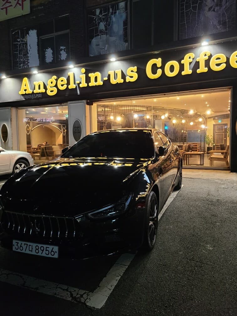 마세라티 기블리 350 그란스포츠 게시글 썸네일