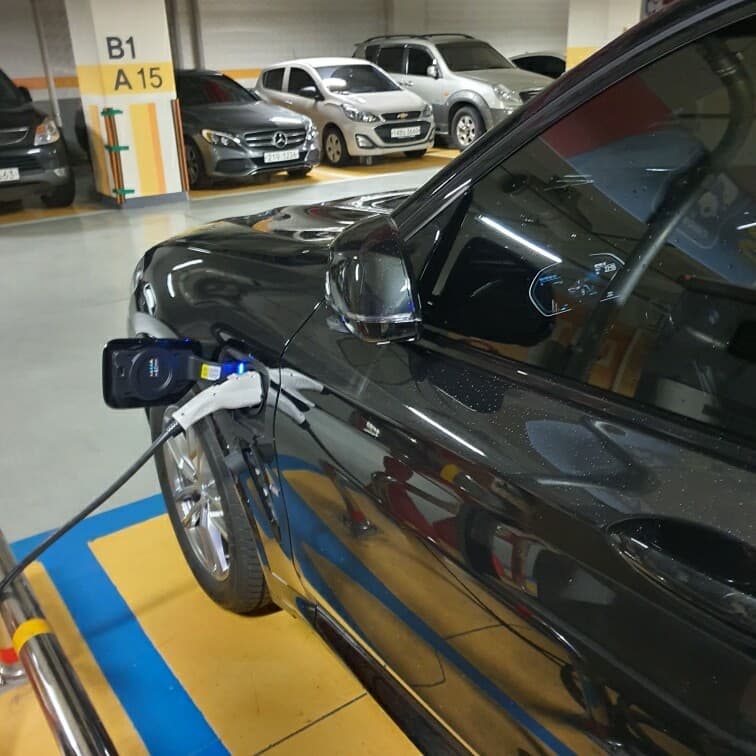 BMW X3 30e xDrive M 스포츠 게시글 썸네일