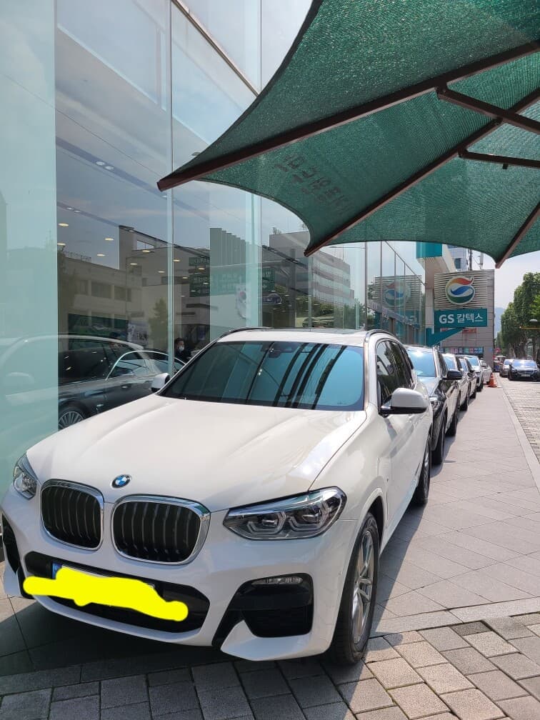 BMW X3 20d xDrive M 스포츠 게시글 썸네일