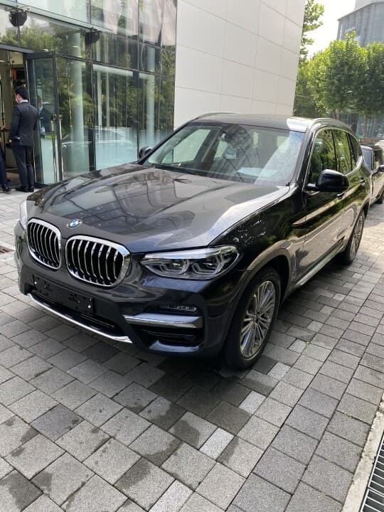 BMW X3 20i xDrive 럭셔리 게시글 썸네일