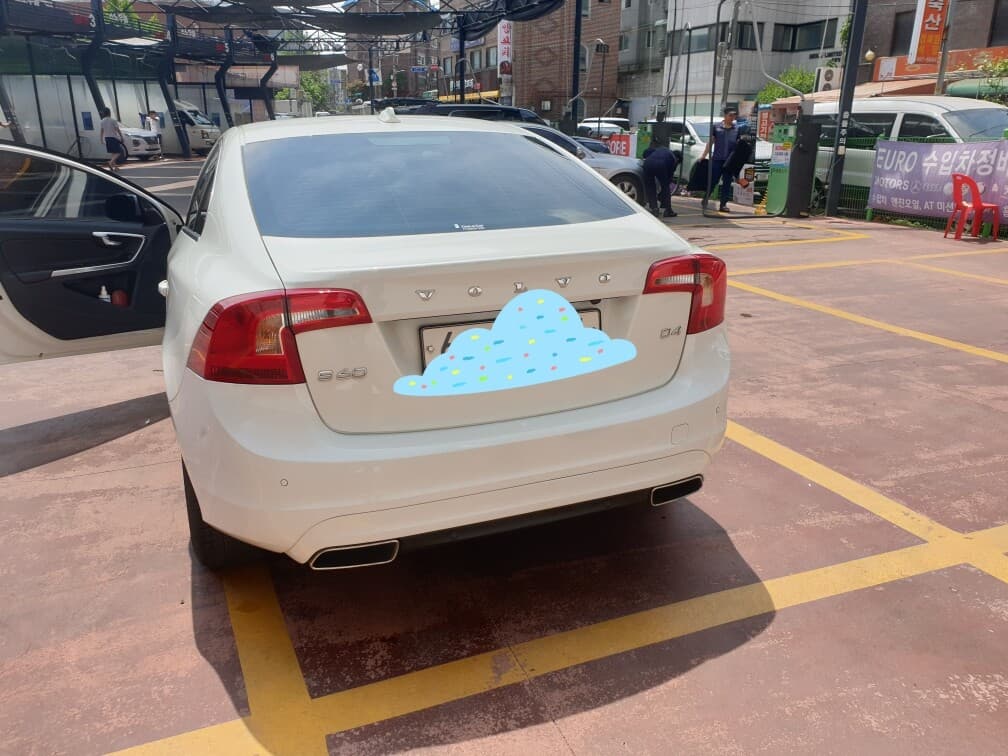 볼보 S60 B5 모멘텀 게시글 썸네일