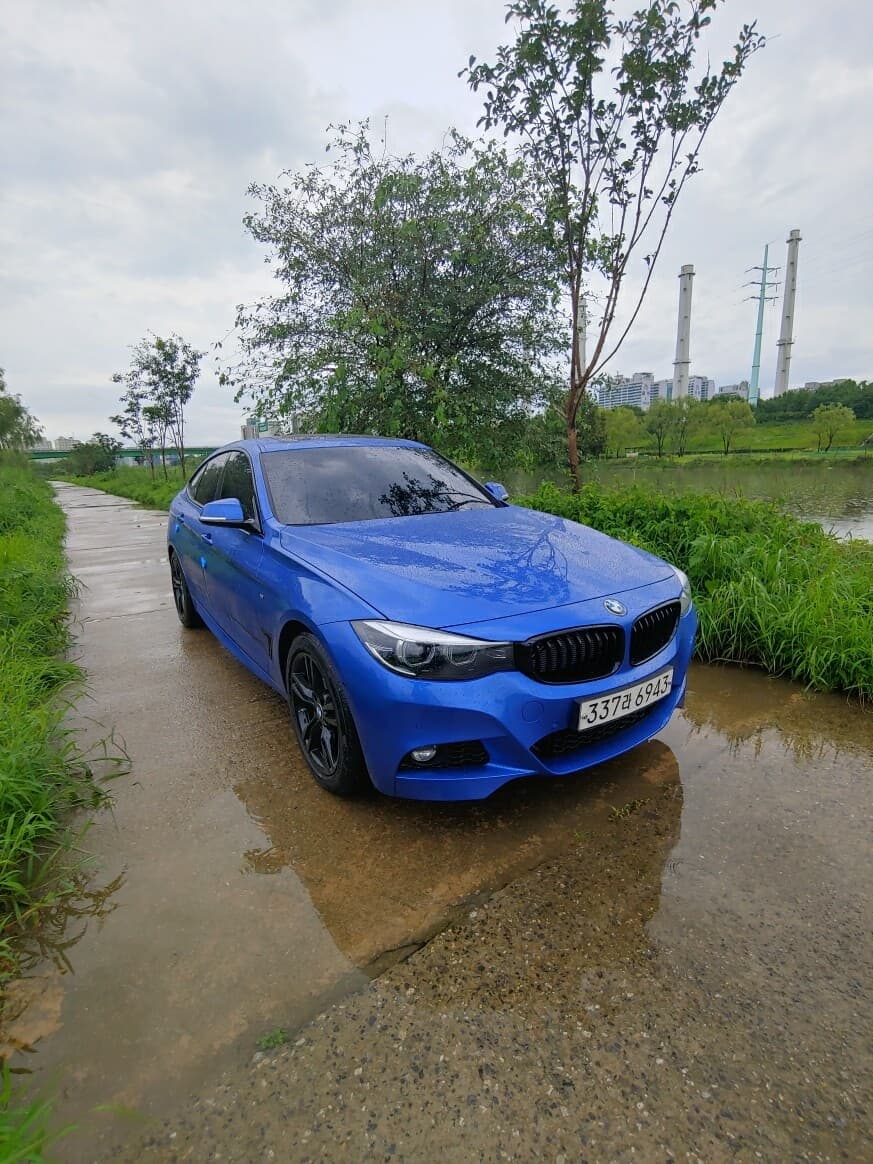 BMW 3시리즈 그란투리스모 320d GT M 스포츠 게시글 썸네일