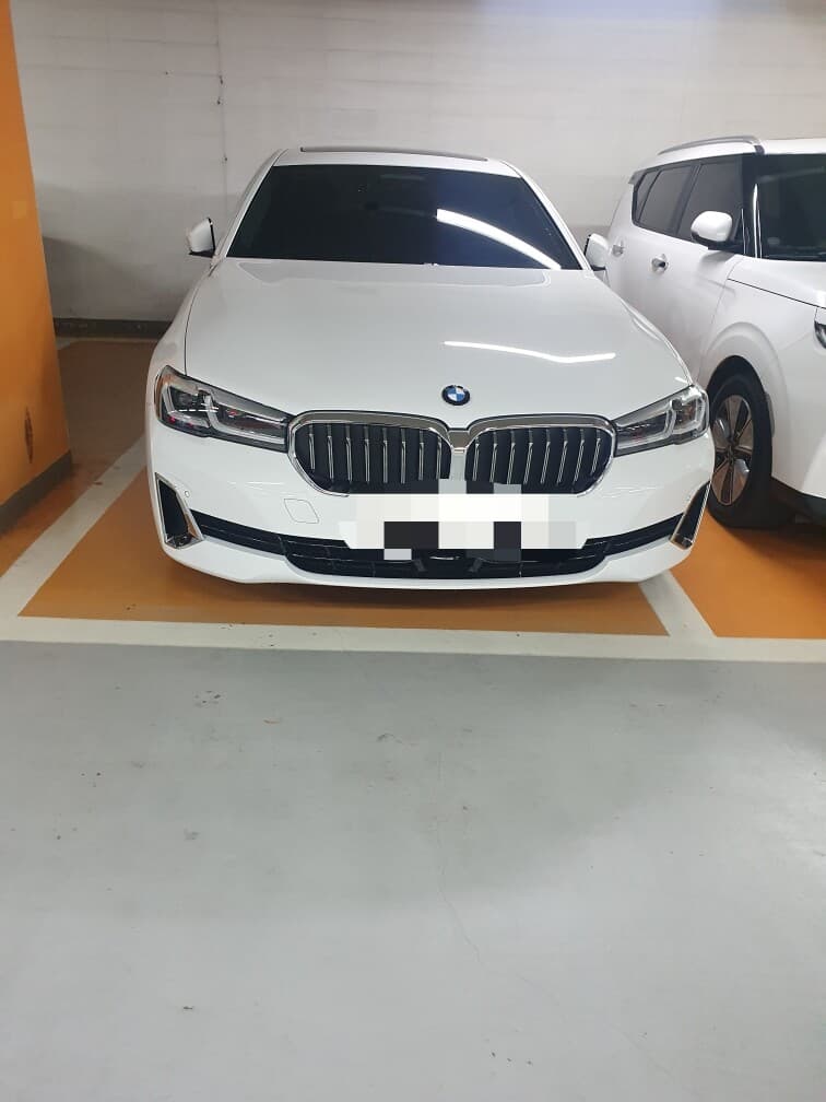 BMW 5시리즈 530i 럭셔리 게시글 썸네일