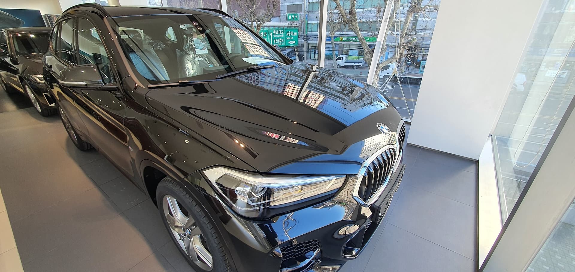 BMW X1 20i xDrive M 스포츠 게시글 썸네일