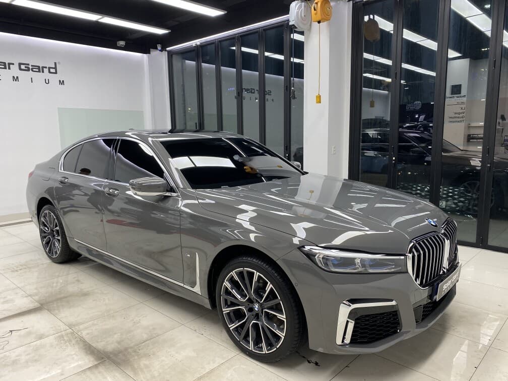 BMW 7시리즈 740i sDrive M 스포츠 패키지 게시글 썸네일