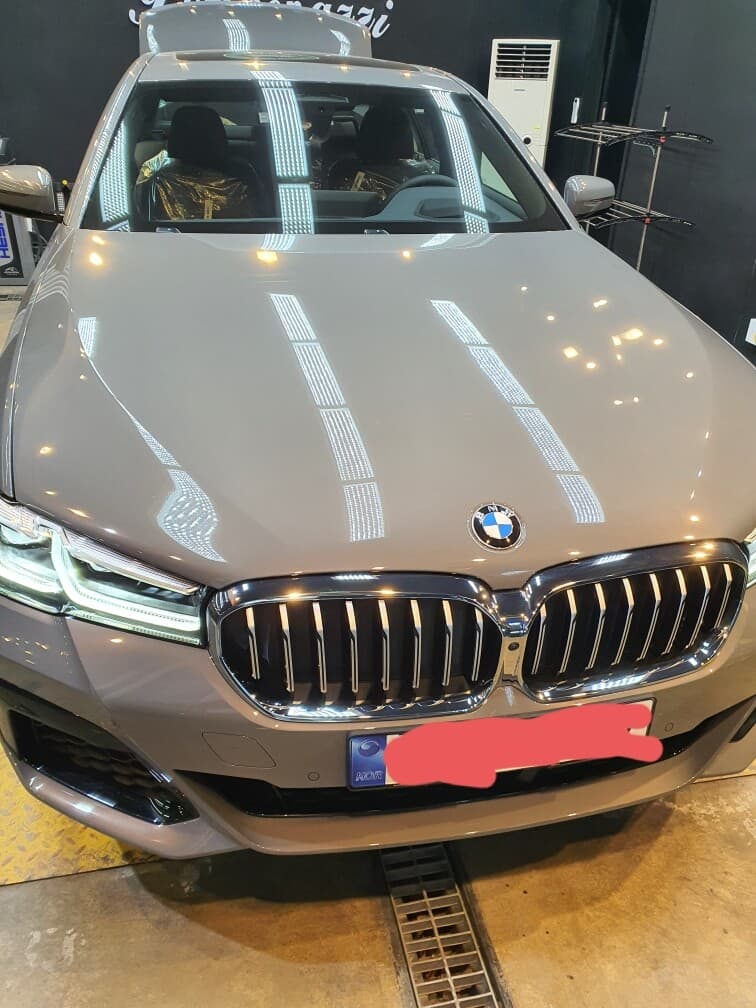 BMW 5시리즈 530i M 스포츠 패키지 OC 게시글 썸네일