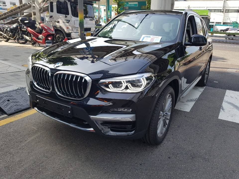 BMW X3 20i xDrive 럭셔리 게시글 썸네일