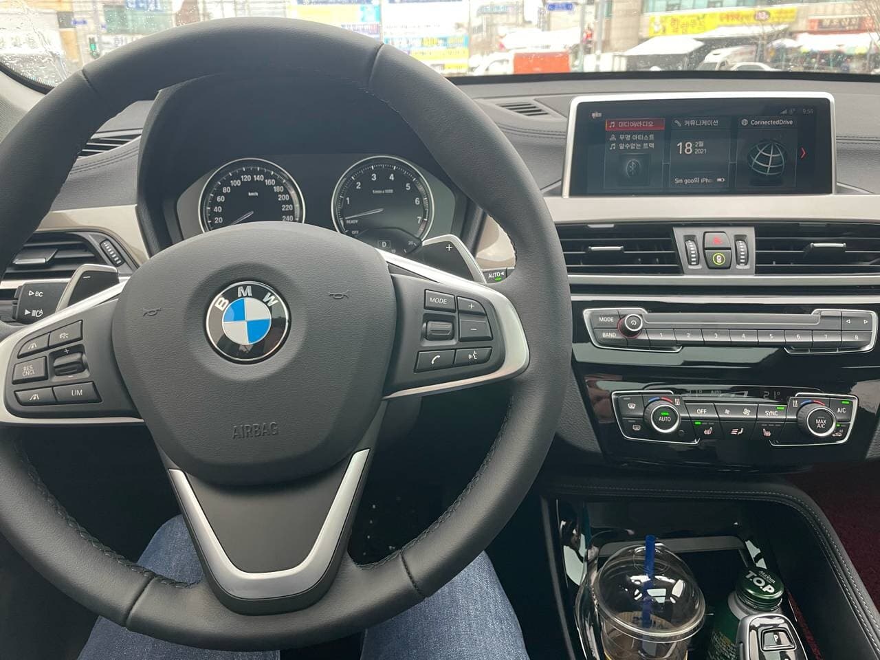 BMW X1 20i xDrive X 라인 스페셜 에디션 게시글 썸네일